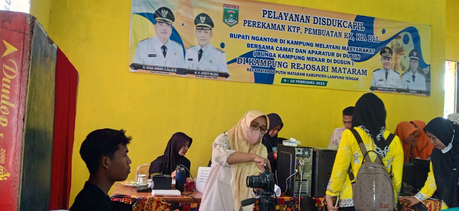 kunjungan bapak camat dalam rangka bunga kampung mekar didusun dikampung rejosari mataram.09 februari 2023